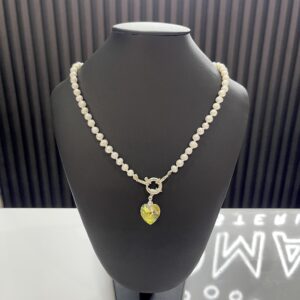 Collar Hilado de Plata 925 y Perla con Dije Corazón de Cristal Tornasol